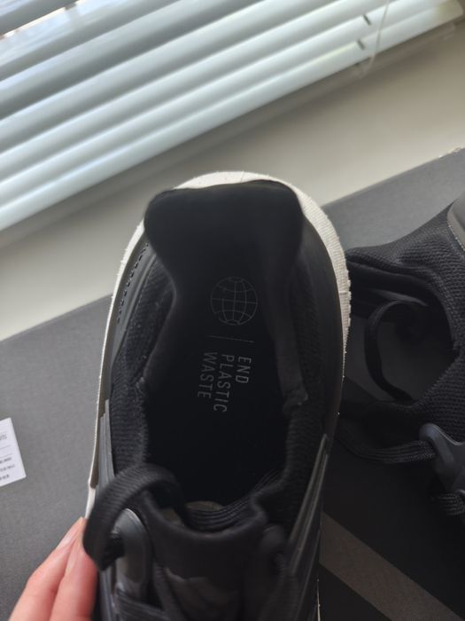 Кросівки Adidas Ultraboost light