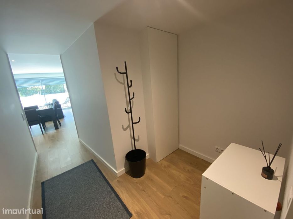 Apartamento T2+1 Totalmente mobilado e equipado com palamenta