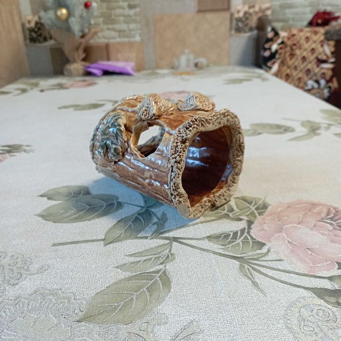 Продам домики ,замки и декорации для аквариума