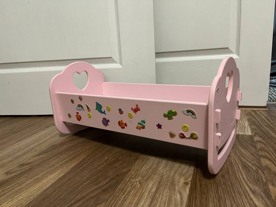 Ліжко для ляльки