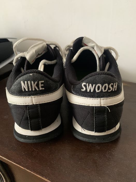 Кроссовки NIKE  Swoosr