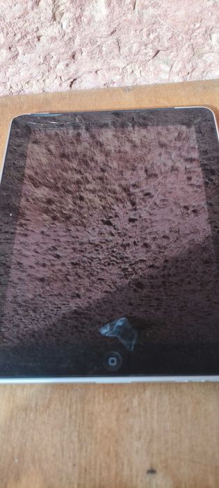 Планшет Apple iPad 1 64GB Wi-Fi + Cellular (Model A1337) під відновлення / запчастини
