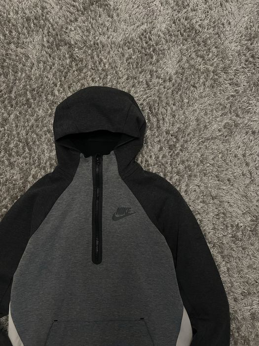 продам кофту nike tech flecee