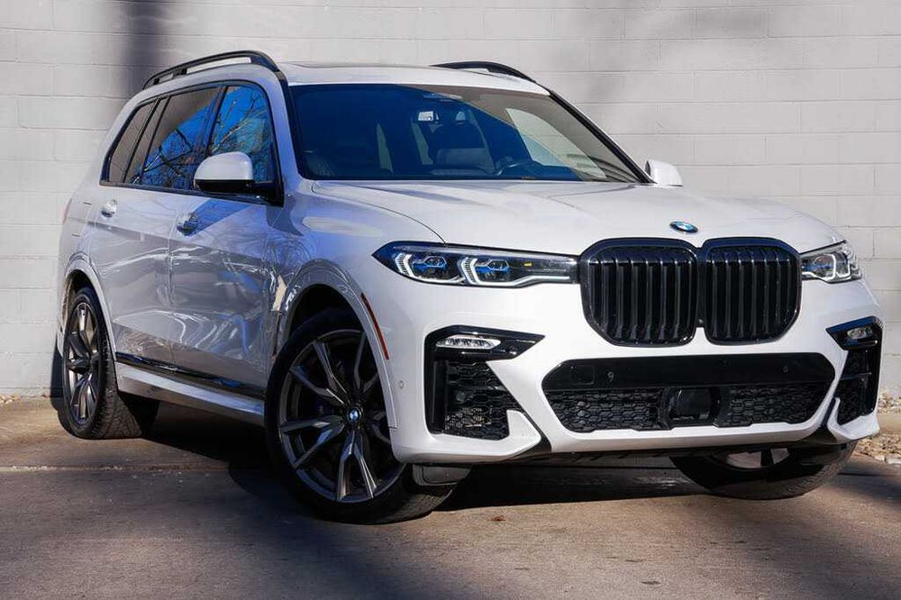 BMW X7      2020