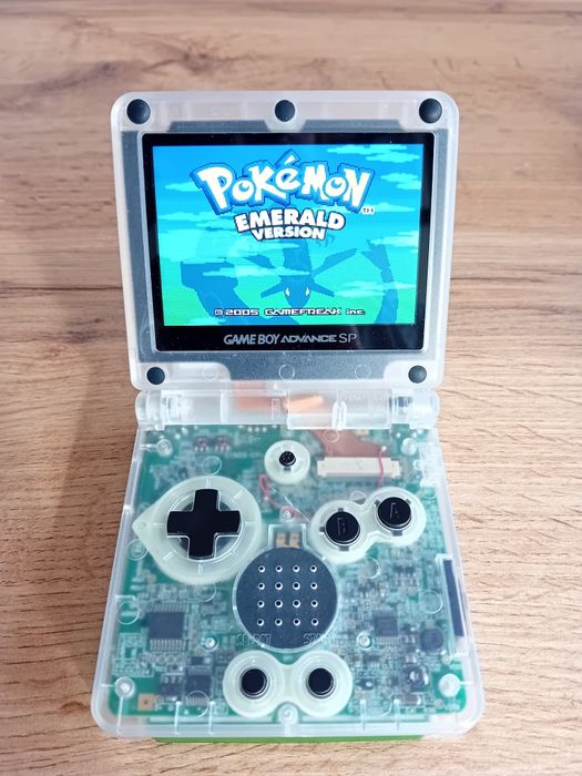 Pokémon Emerald Gameboy Advance
