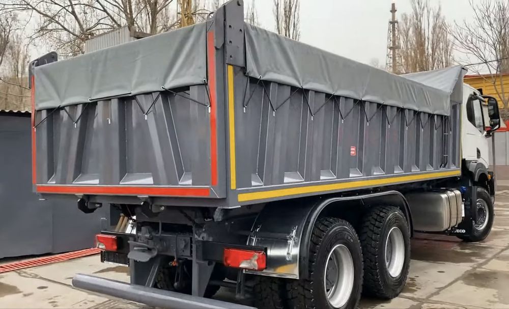 Виготовлення та ремонт тентів з ПВХ тканини.