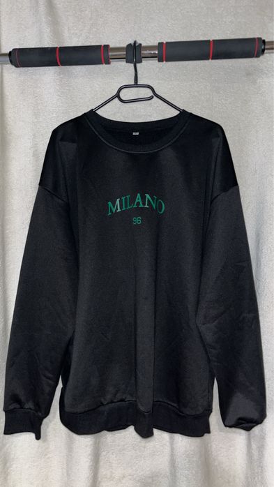 Bluza czarna z napisem