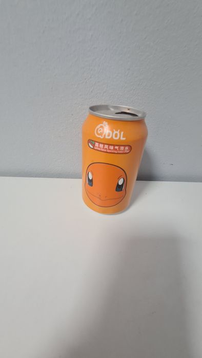 Pokemon puszka Charmander