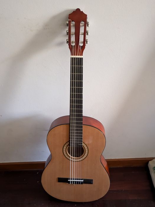 Guitarra Acústica Molina (Como Nova) – Troco por Teclado/Piano
