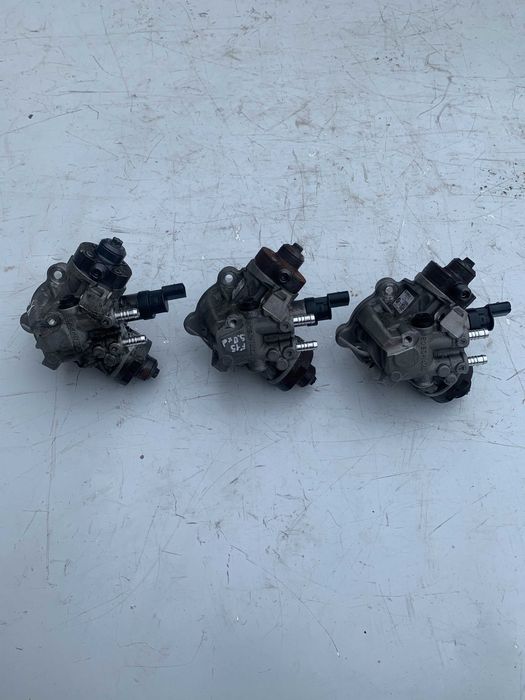 BMW X-5 F15 X-6 F16 паливний Топливный Насос