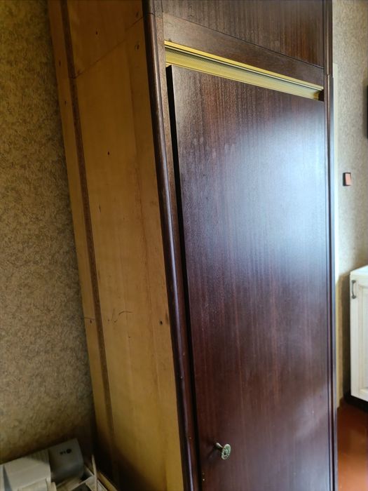 Продам шкаф , пенал