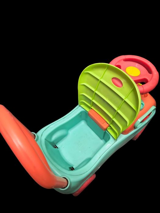 Jeździk samochodzik interaktywny