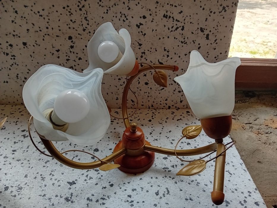 Sprzedam lampy 8sztuk w bardzo dobrym stanie