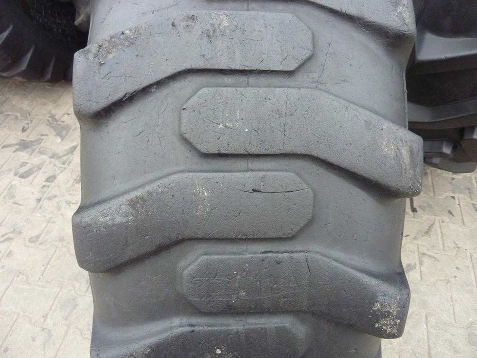 Opona używana przemysłowa 15.5-25 15.5R25 BKT GR288; 400zł W3846