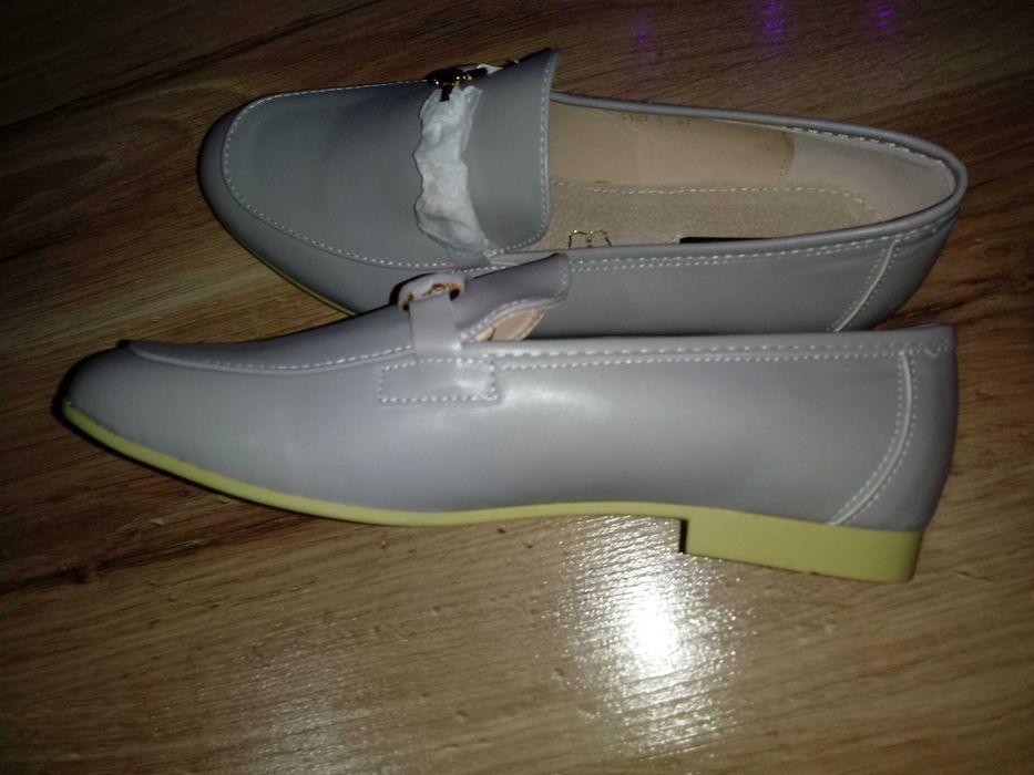 Buty Nowe WSUWANE MODNE DAMSKIE BUTY R.37 VICES wkładka 24 cm.