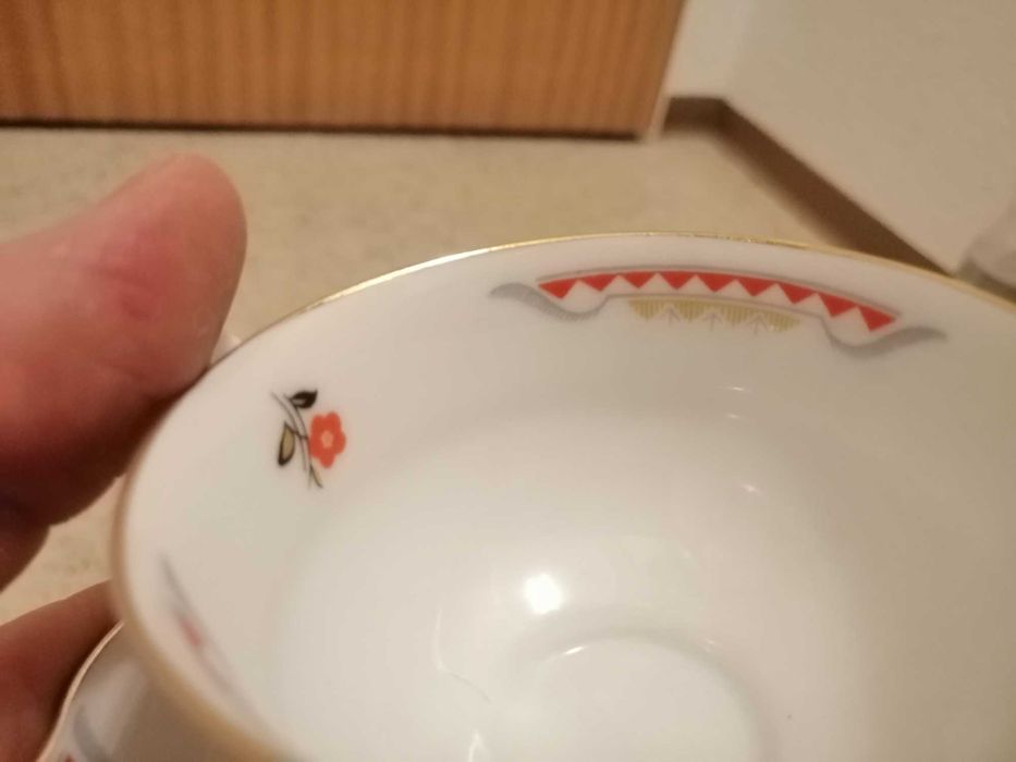 Duas chávenas florais ótima qualidade alemã 3€