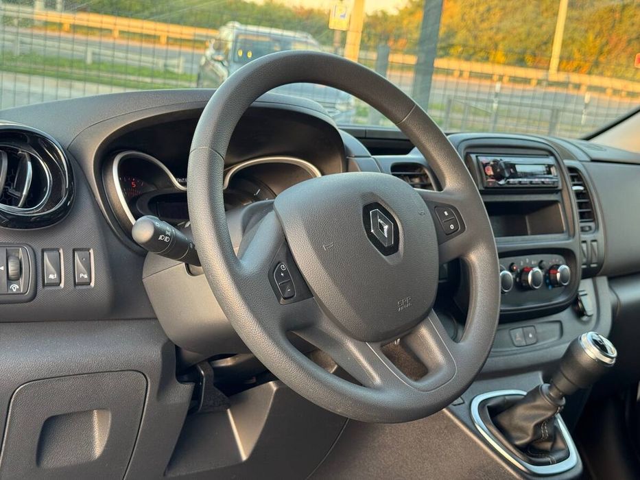 Renault Trafic 2021 freshauto