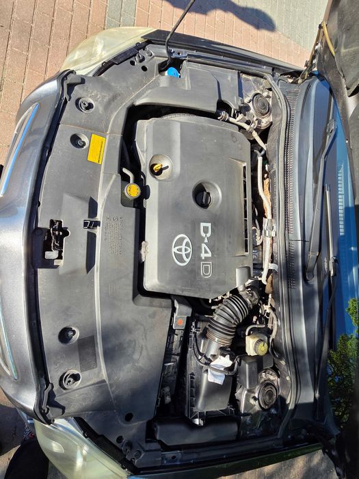 Toyota Avensis T25 liftback, 2.2 diesel 150 km z 2008r