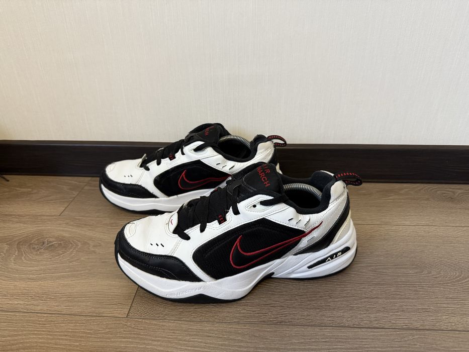 Кросівки Nike monarch 45.5 розмір