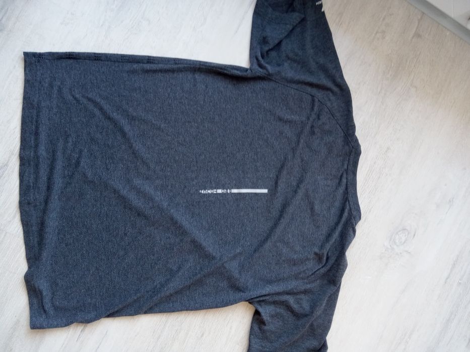 Sprzedam koszulkę sportową męską