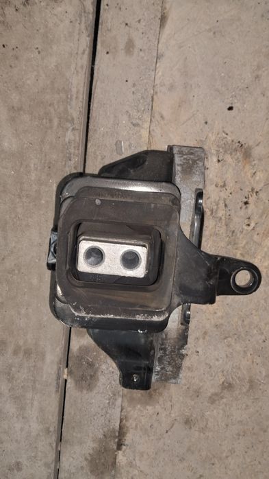 Подушка акпп хондай соната LPI