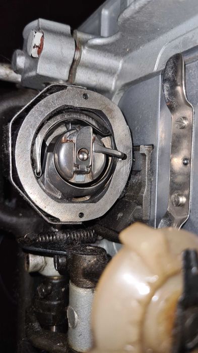 Швейная машина Подольск 142