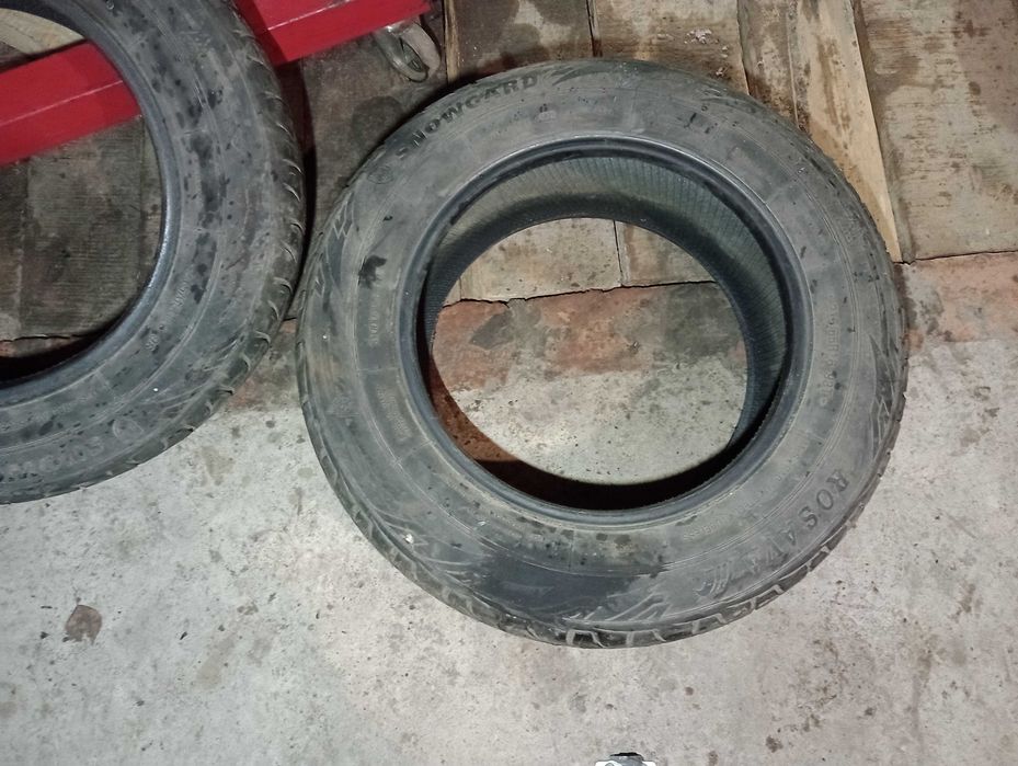 Резина 215/65/16