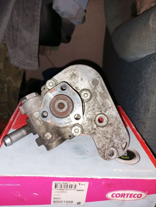 Насос гидроусилителя БМВ е90/91/92