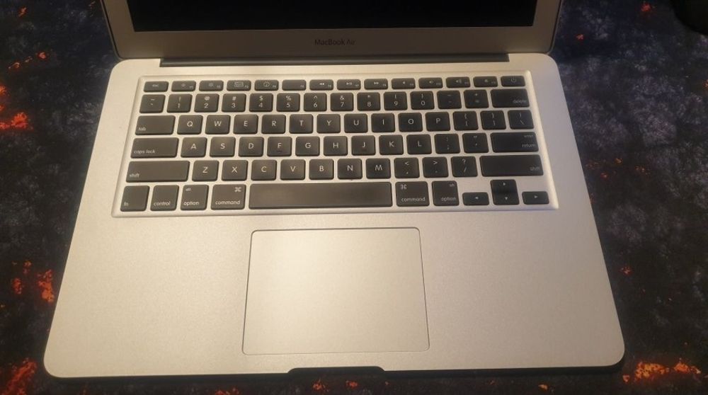 Macbook Air 13'' - Intel Core 2 Duo 2,13Ghz/256 SSD/Gforce 320M