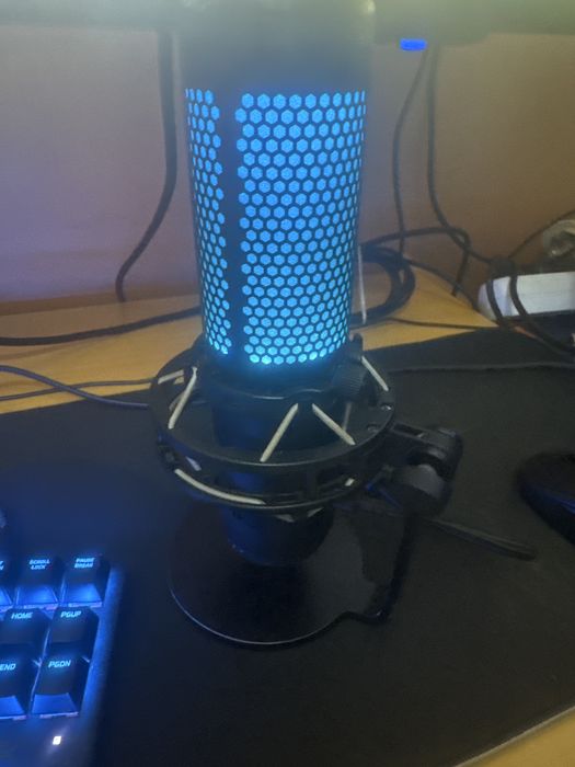 Microfone Hyperx gaming quadcast