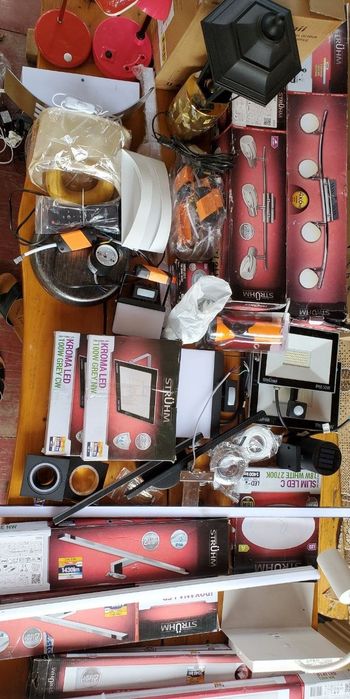Продам електроніку/освітлення 23 кг лот