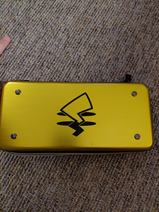 (Limitowany) Futerał na Nintendo switch pikachu
