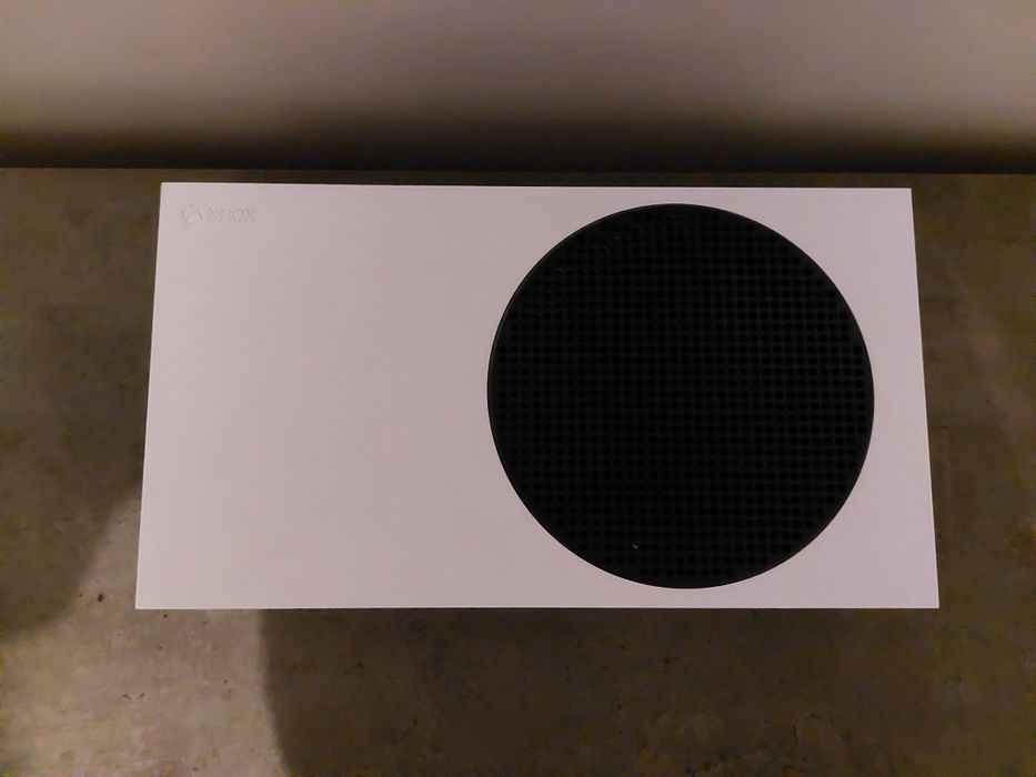 Sprzedam xboxa Series S w stanie idealnym