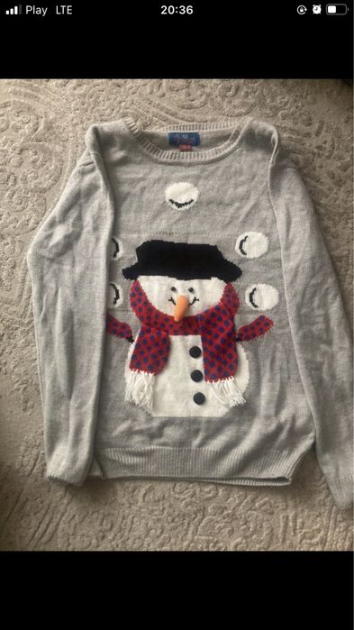 Sweter z bałwankiem