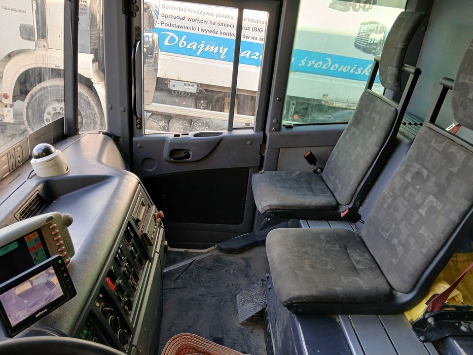 ŚMIECIARKA Mercedes BENZ ECONIC 2629 dwukomorowa.