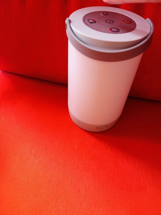 Lampka/głośnik LED