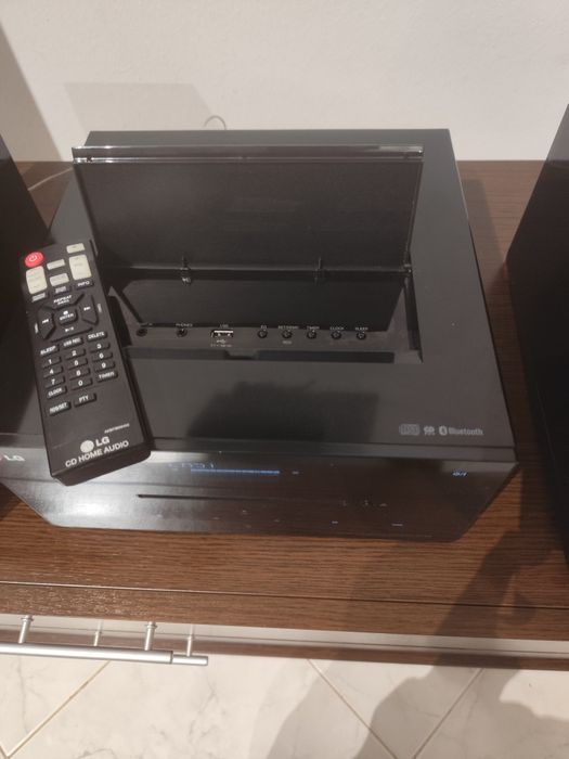 LG  micro Hi-Fi System – Óptimo estado + Comando