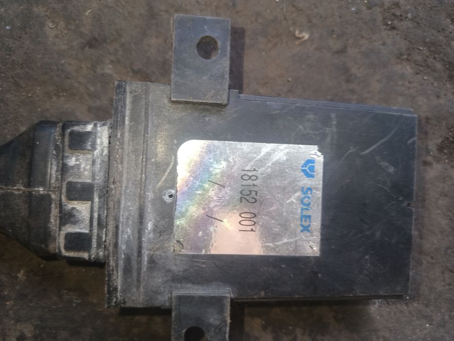 Комутатор (блок запалювання) Volvo 340 Solex 209472 / 18152001