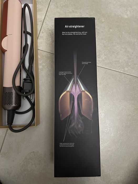 Фен випрямляч Airstrait