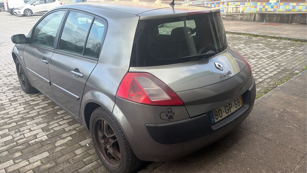 Carro Renault Megane 2004