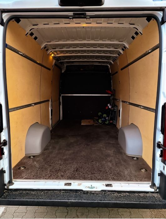 Transport przeprowadzki usługi transportowe mebli