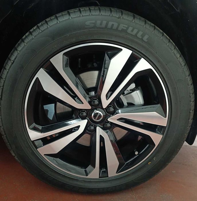 Koła Volvo XC40 Felgi 19 Cali Wraz Z Oponami