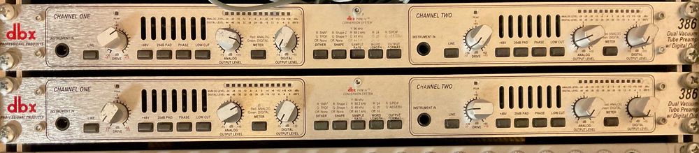 dbx 386 - Pre-amp duplo a Valvulas