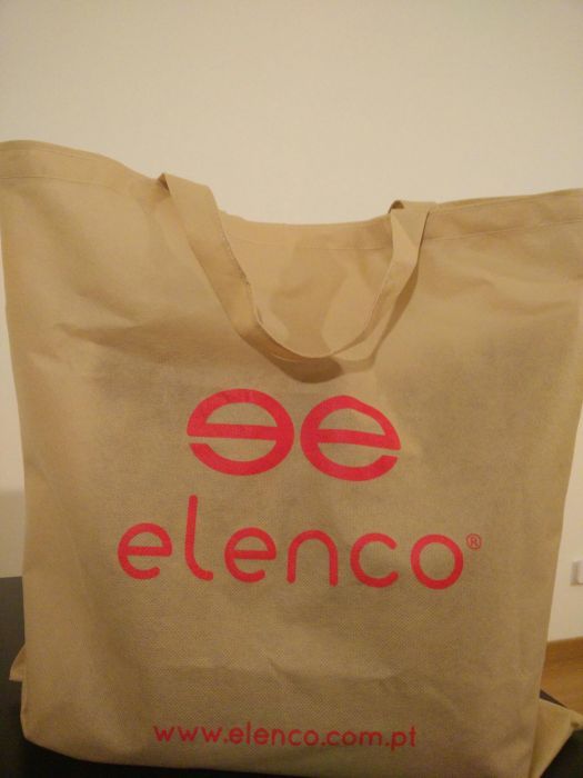 Carteira de pele "elenco"