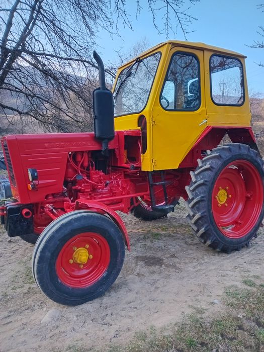 Продам трактор т25