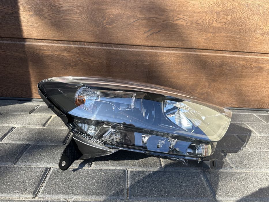 Renault Captur I reflektor Lewy Prawy NOWY ORYGINALNY