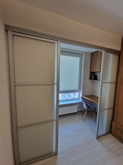 Варшавський 2, однокімнатна квартира  43 м² , генератор, Віноградарь