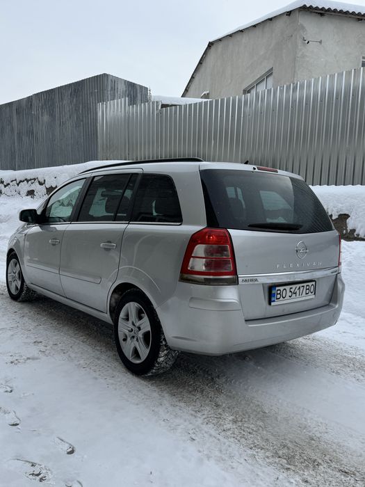 Опель Зефіра Зафіра Opel Zafira