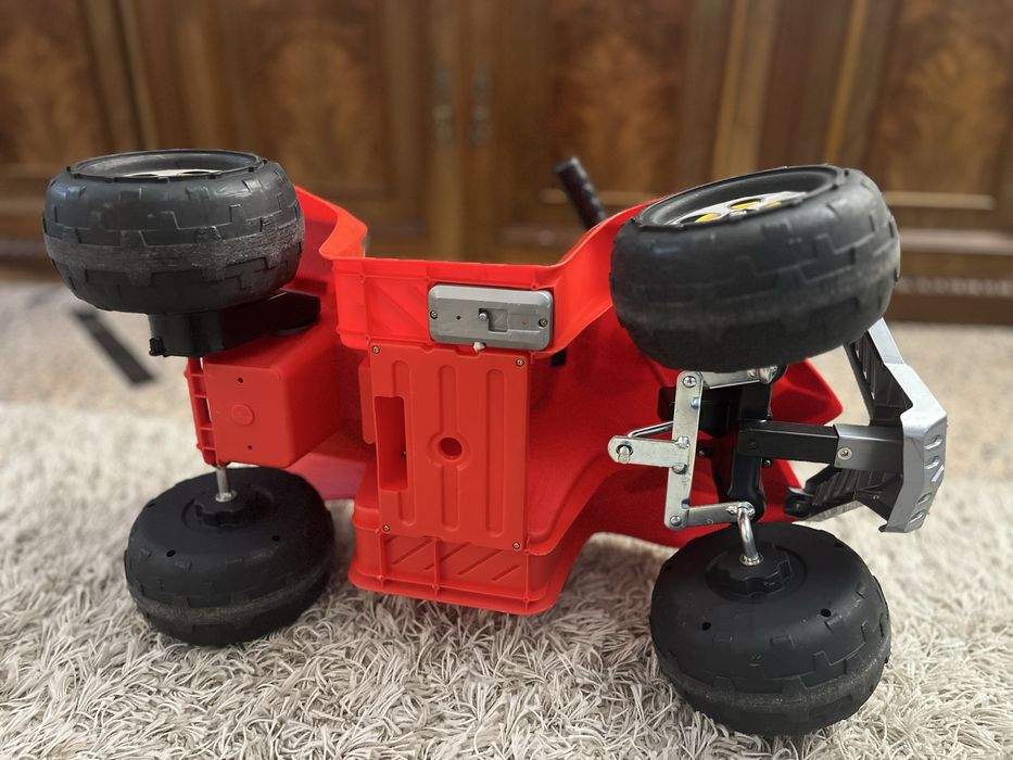 Moto eléctrica Feber para crianças