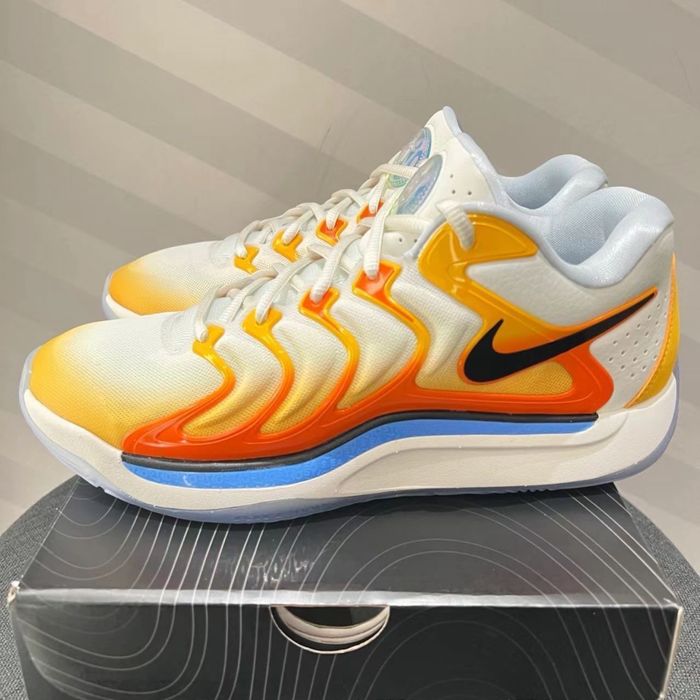 Баскетбольні ігрові кросівки Nike KD 17 EP